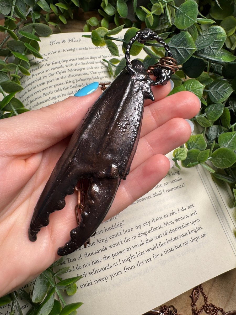 XL Crab Claw, Labradorite, and Grape Agate Necklace