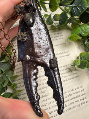 XL Crab Claw, Labradorite, and Grape Agate Necklace